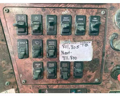 International 9200 Dash Assembly