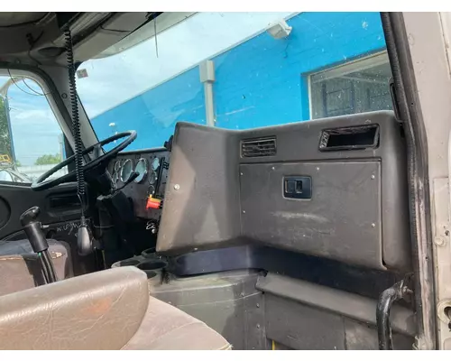 International 9200 Dash Assembly