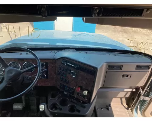 International 9200 Dash Assembly