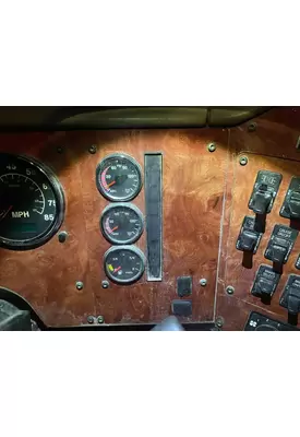International 9200 Dash Assembly