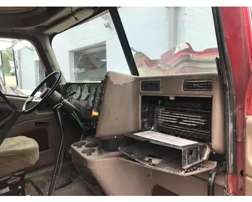 International 9200 Dash Assembly