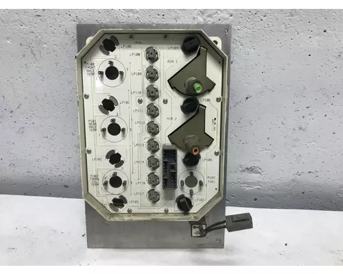 International 9200 Dash Assembly