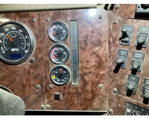 International 9200 Dash Assembly