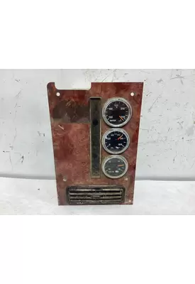 International 9200 Dash Assembly