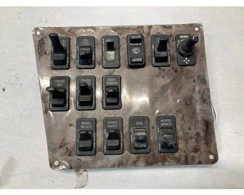 International 9200 Dash Assembly