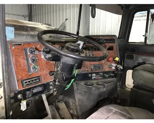 International 9200 Dash Assembly