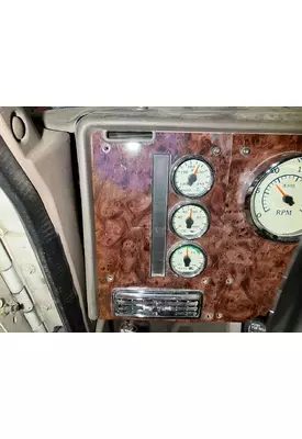 International 9200 Dash Assembly