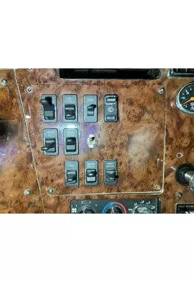 International 9200 Dash Assembly