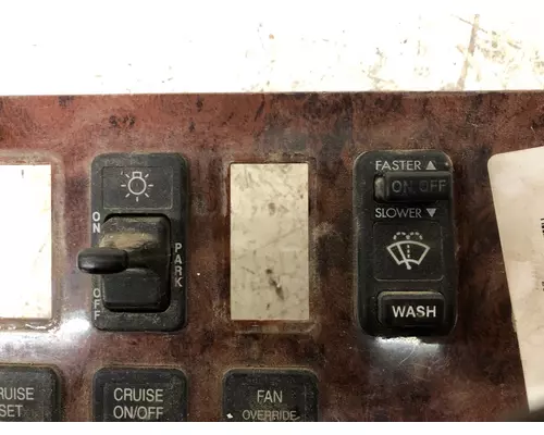 International 9200 Dash Assembly