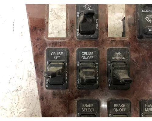 International 9200 Dash Assembly