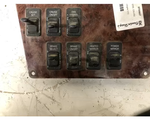 International 9200 Dash Assembly