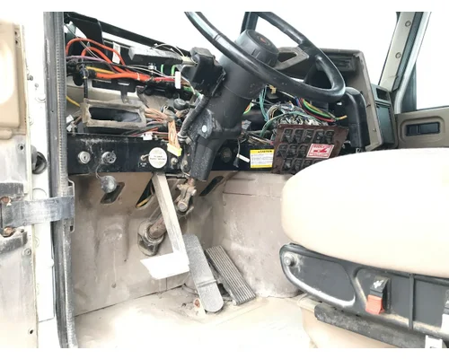 Dash Assembly International 9200 Vander Haags Inc CB