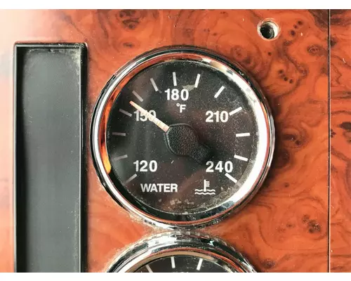 International 9200 Dash Assembly