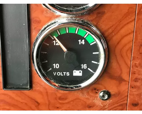 International 9200 Dash Assembly