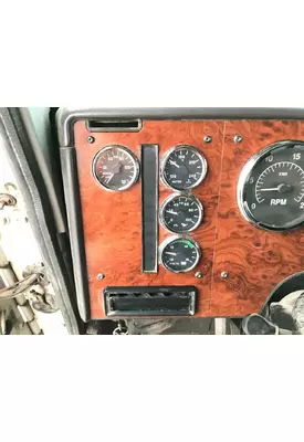 International 9200 Dash Assembly
