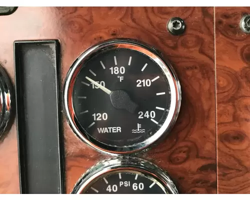 International 9200 Dash Assembly