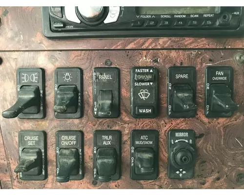 International 9200 Dash Assembly