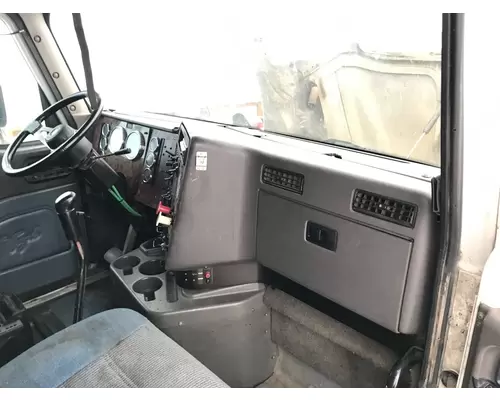 International 9200 Dash Assembly