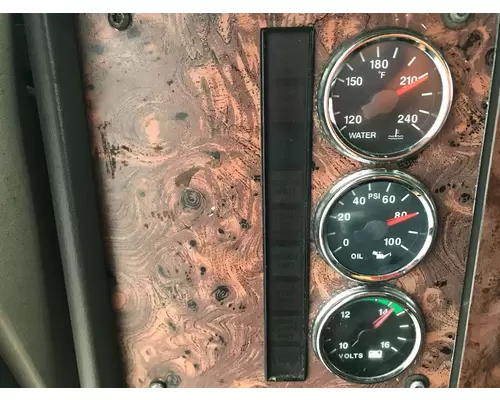 International 9200 Dash Assembly