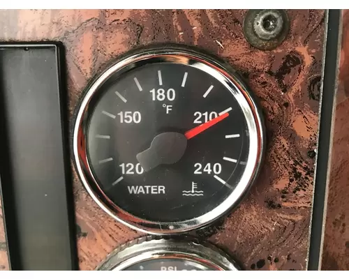 International 9200 Dash Assembly