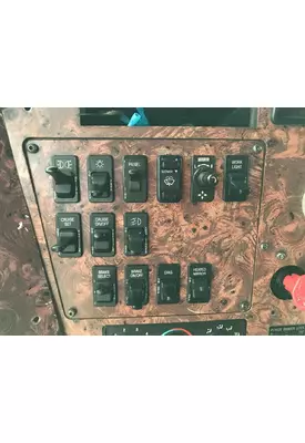 International 9200 Dash Assembly