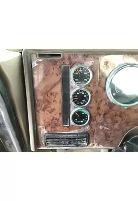 International 9200 Dash Assembly