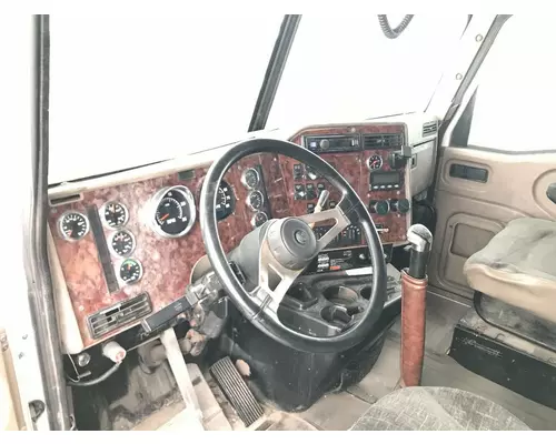 International 9200 Dash Assembly