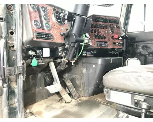 International 9200 Dash Assembly