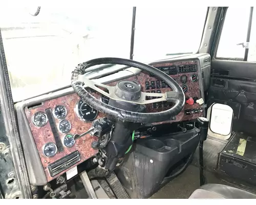 International 9200 Dash Assembly