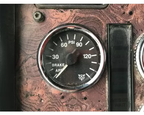 International 9200 Dash Assembly