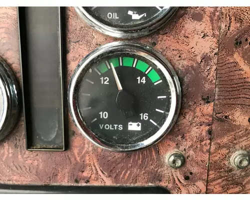 International 9200 Dash Assembly