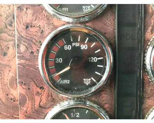 International 9200 Dash Assembly