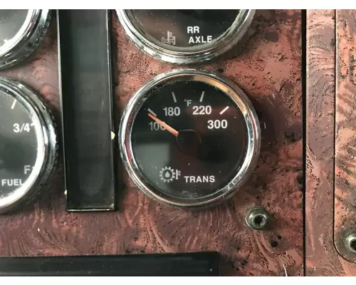 International 9200 Dash Assembly