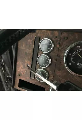 International 9200 Dash Assembly