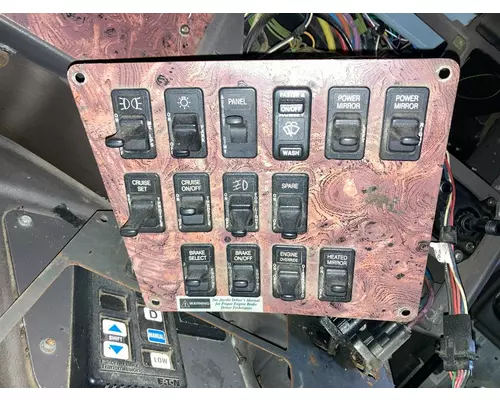 International 9200 Dash Assembly