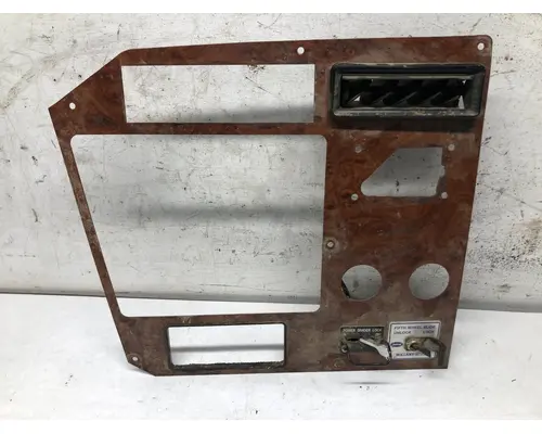 International 9200 Dash Assembly
