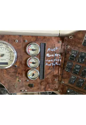 International 9200 Dash Assembly