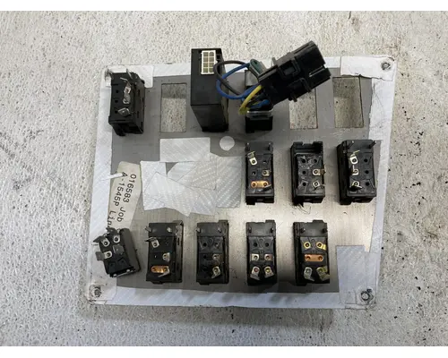 International 9200 Dash Panel