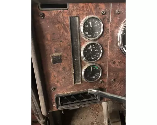 International 9200 Dash Panel