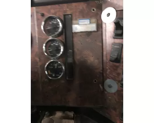 International 9200 Dash Panel