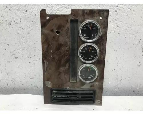 International 9200 Dash Panel