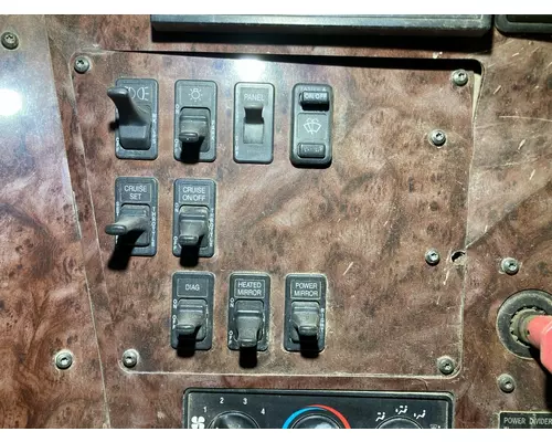 International 9200 Dash Panel