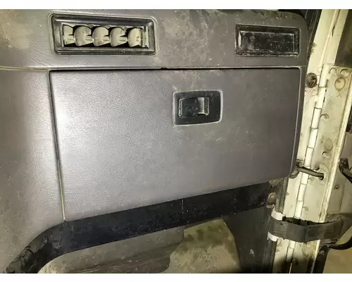 International 9200 Dash Panel