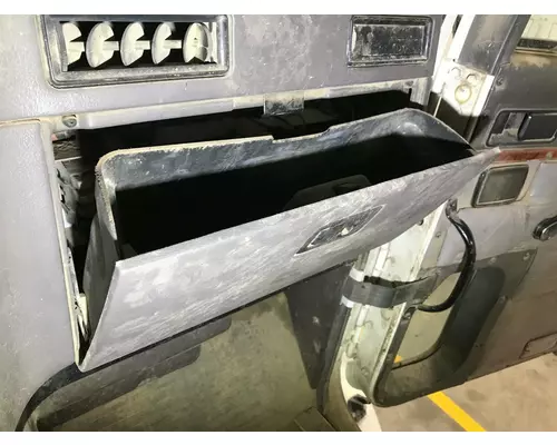 International 9200 Dash Panel