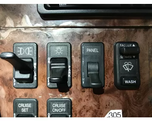 International 9200 Dash Panel