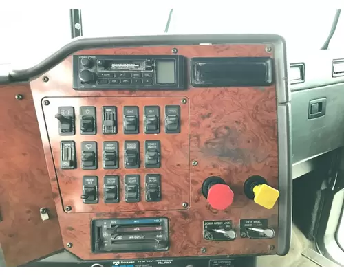 International 9200 Dash Panel