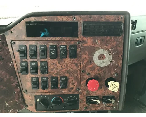 International 9200 Dash Panel
