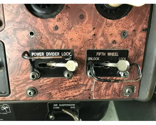 International 9200 Dash Panel