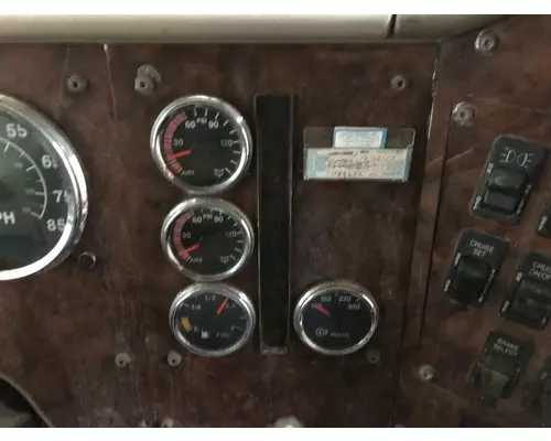 International 9200 Dash Panel