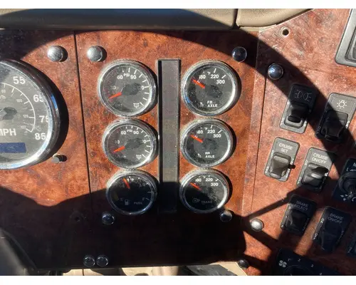 International 9200 Dash Panel